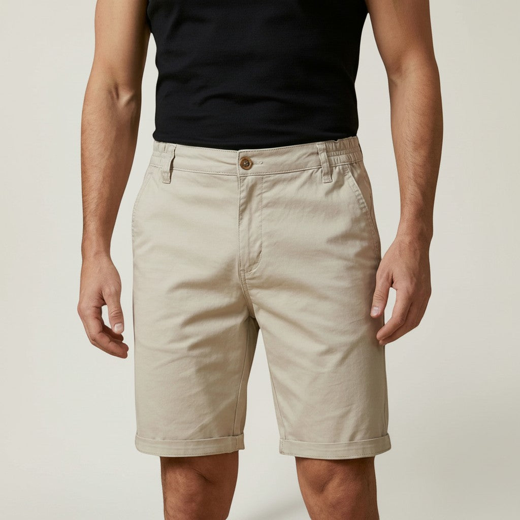 Men's chino shorts in beige, relaxed fit, button fly, front slant pockets