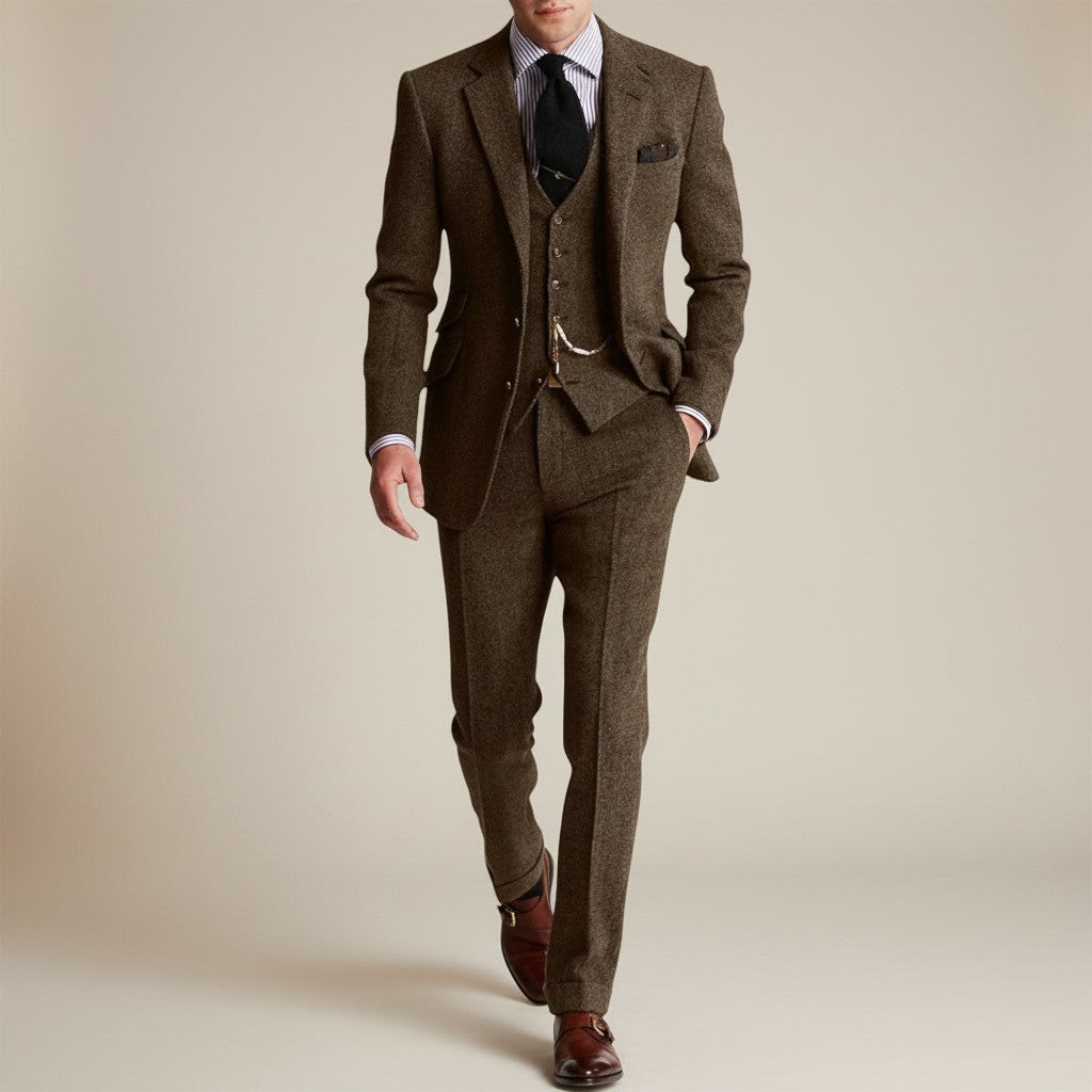 Brown tweed three-piece suit with matching vest and trousers, single-breasted blazer